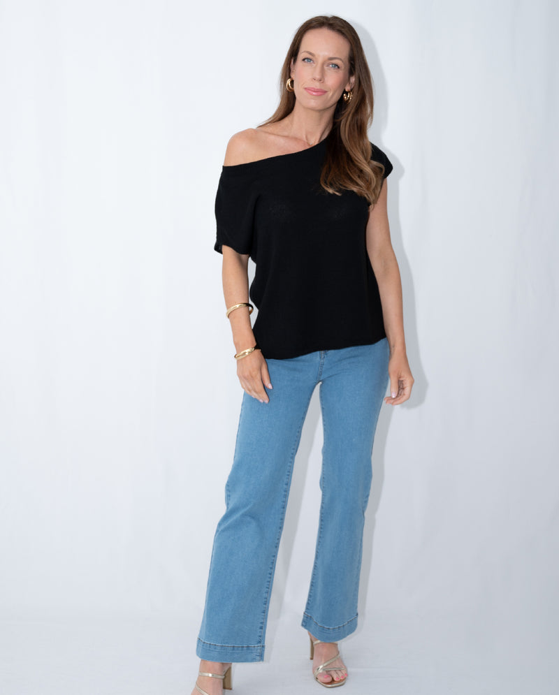 Amoura Knit Top