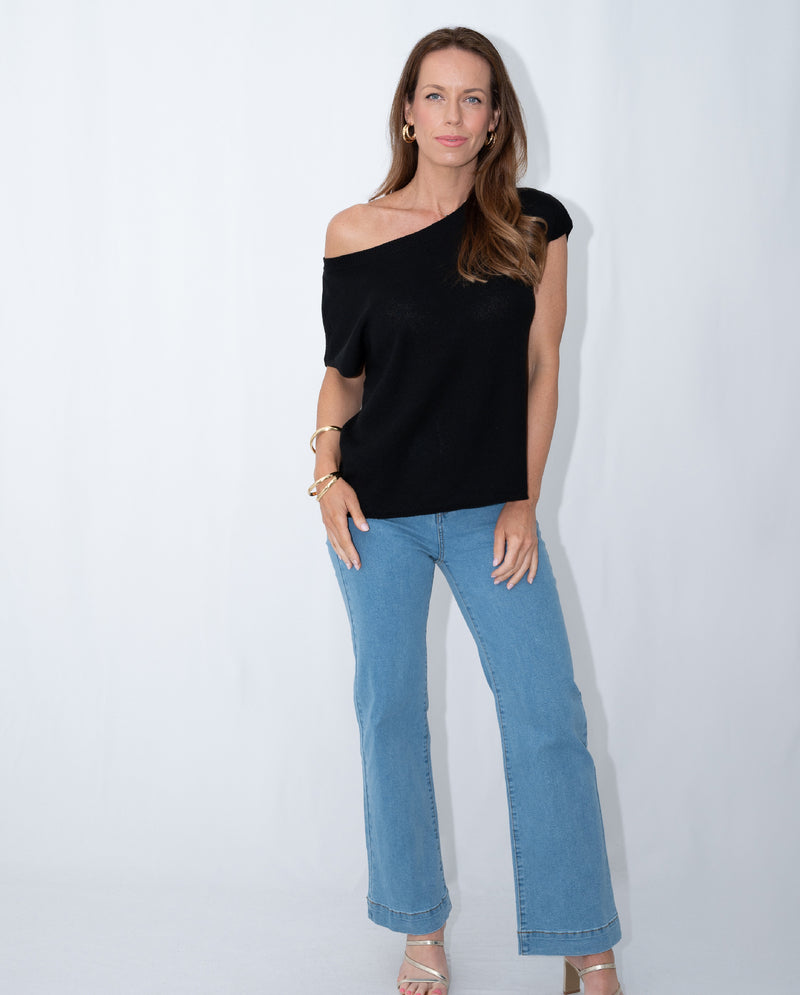 Amoura Knit Top