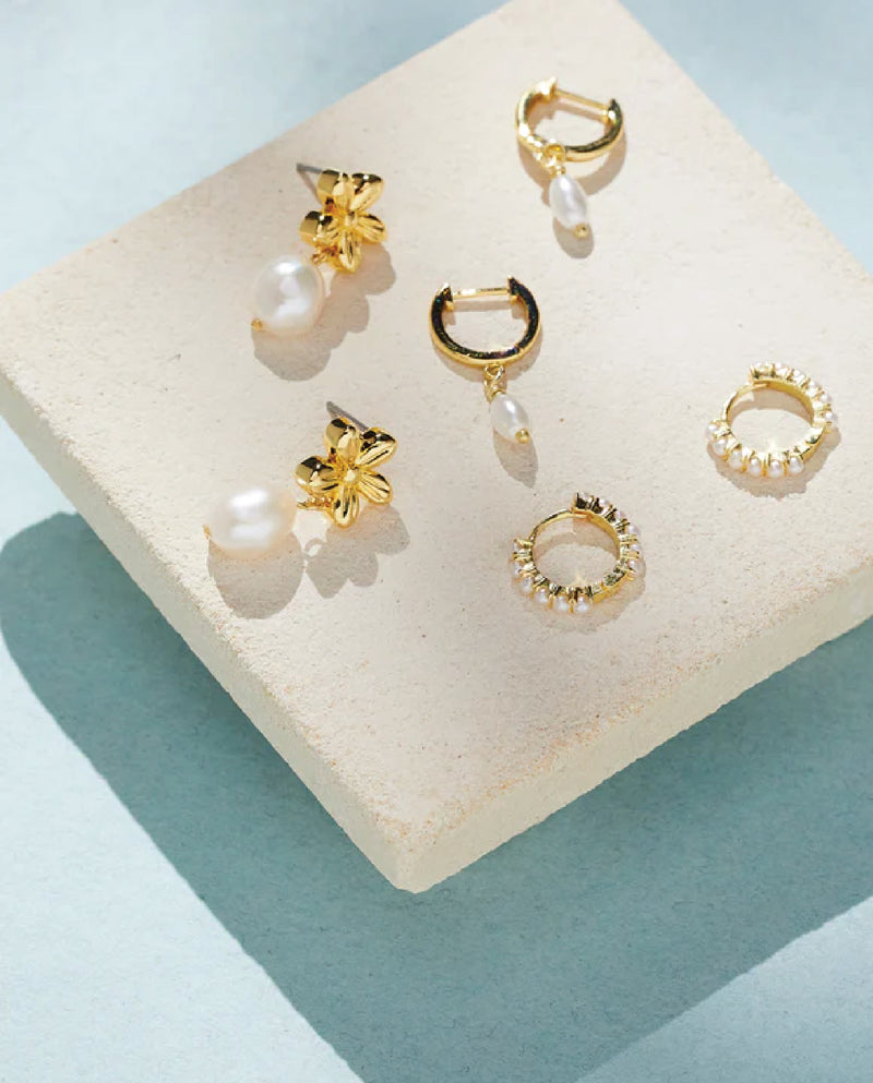 Belinda Pearl Earrings